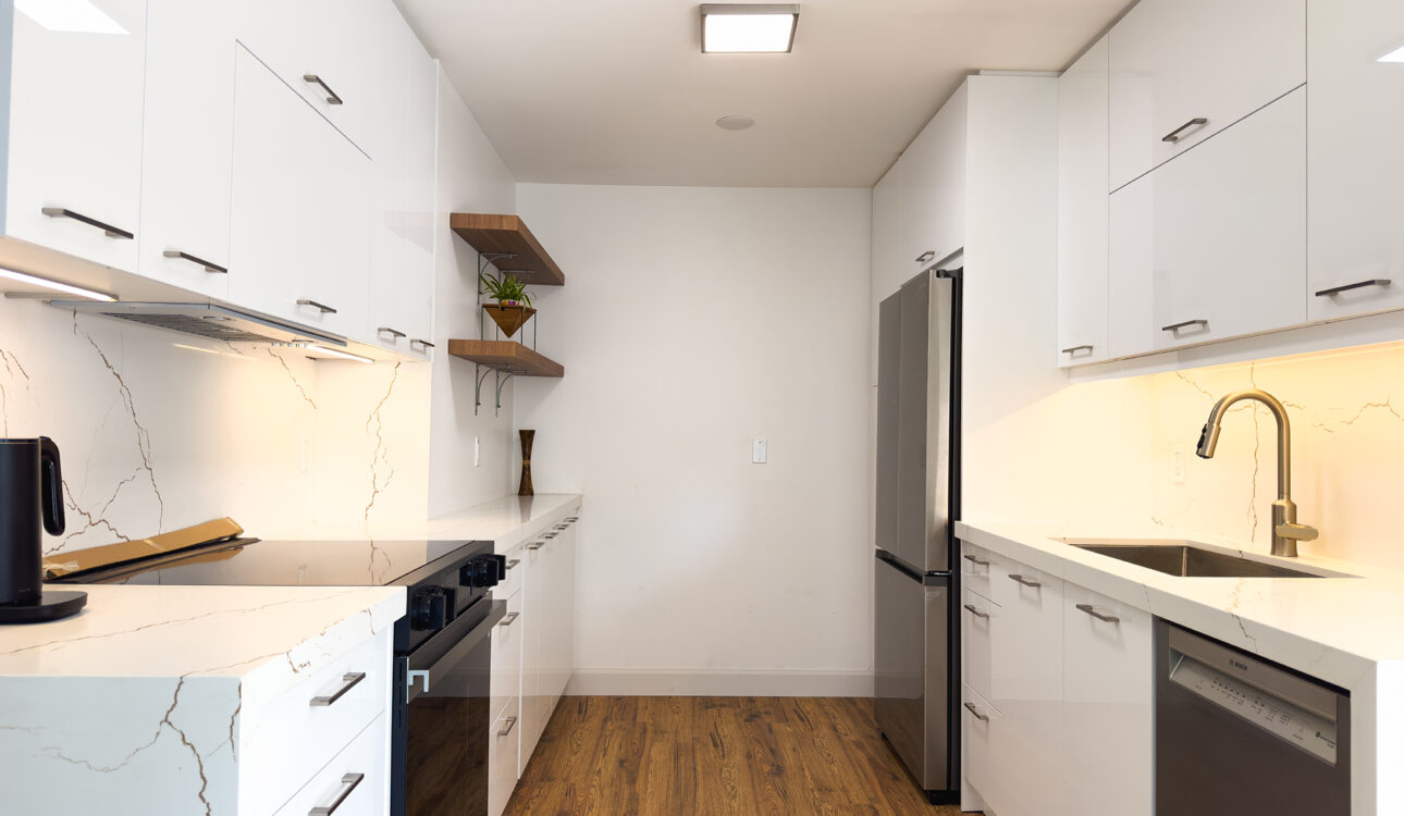 Refacing Kitchen Cabinet in Richmond Hill