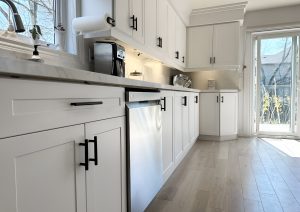 Refacing Kitchen Cabinets in Etobicoke